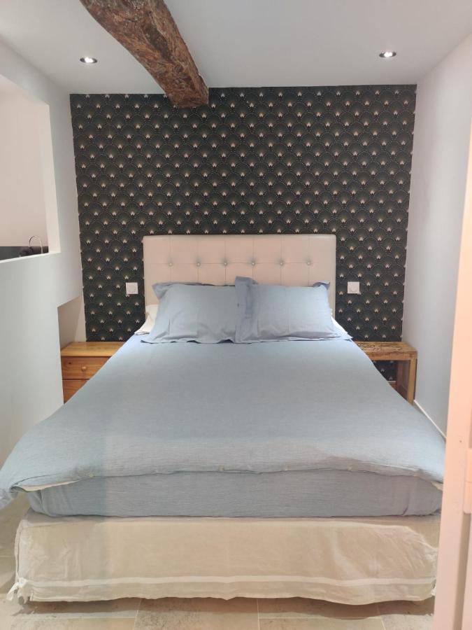 Logement Neuf Centre Du Village Aux Pieds Du Chateau グリモー エクステリア 写真